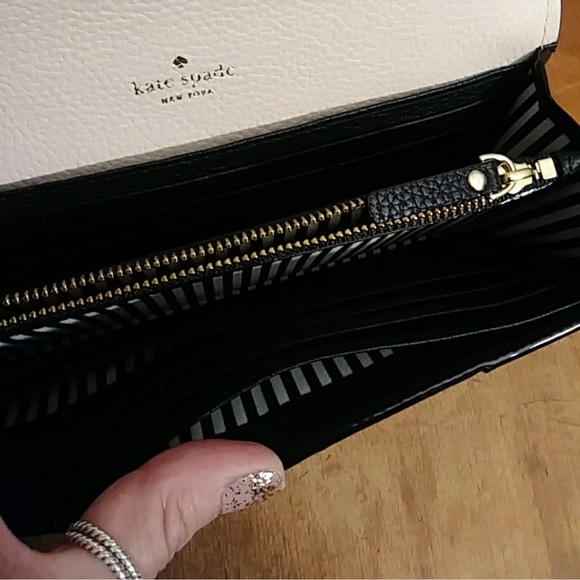 Kate Spade 2 Tone Wallet - Picture 4 of 4
